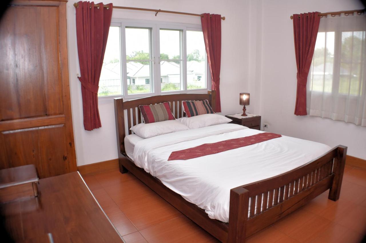P And A Thai Lanna Guest house